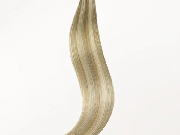 Rooted Beige Blonde (P16/22)